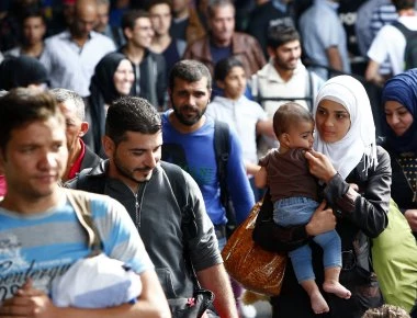 Τρομακτικές εικόνες απο τη δημογραφική αλλοίωση στην Ευρώπη από τους μετανάστες (βίντεο)